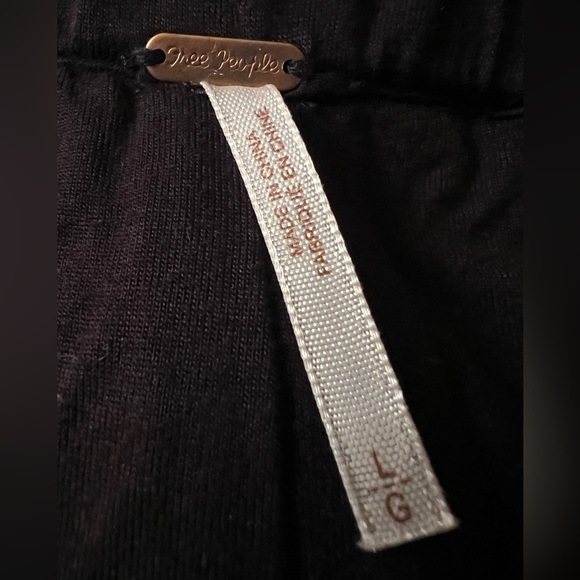 Sequin jogger pant - Picture 3 of 3